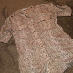 🛍 Neutral Snake Print Design Button Up Top 🤎